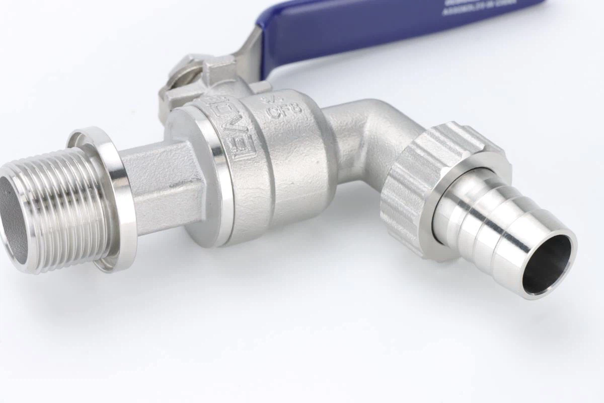 Lockable Hose Bibcock Ball Valve Lockable Hose Bibcock Ball Valve